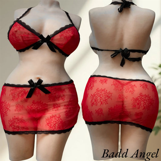 Ensemble Rouge en Dentelle Noire – Passion Intense et Séduction Sublime